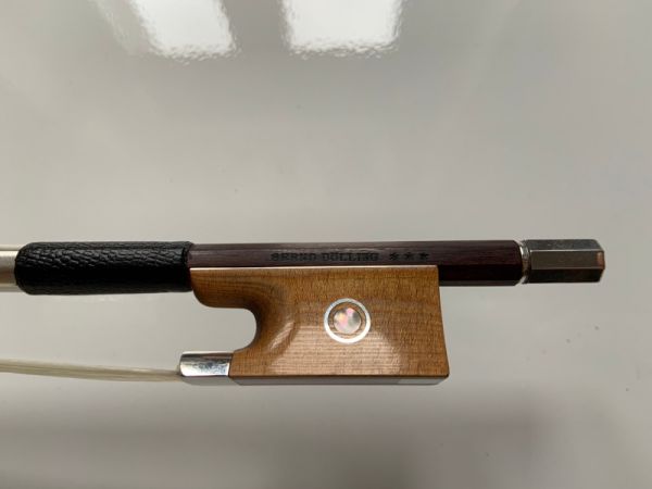 violin bow by Bernd Doelling